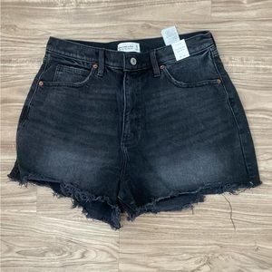NWT Abercrombie & Fitch Curve Love Ultra High Rise Mom Shorts